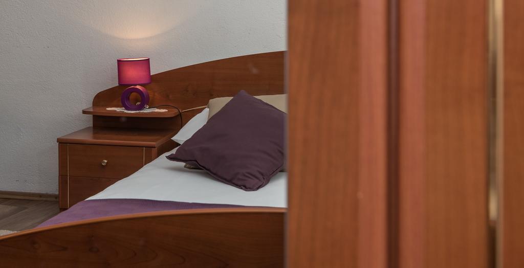 Apartments Mare Trogir Exterior foto